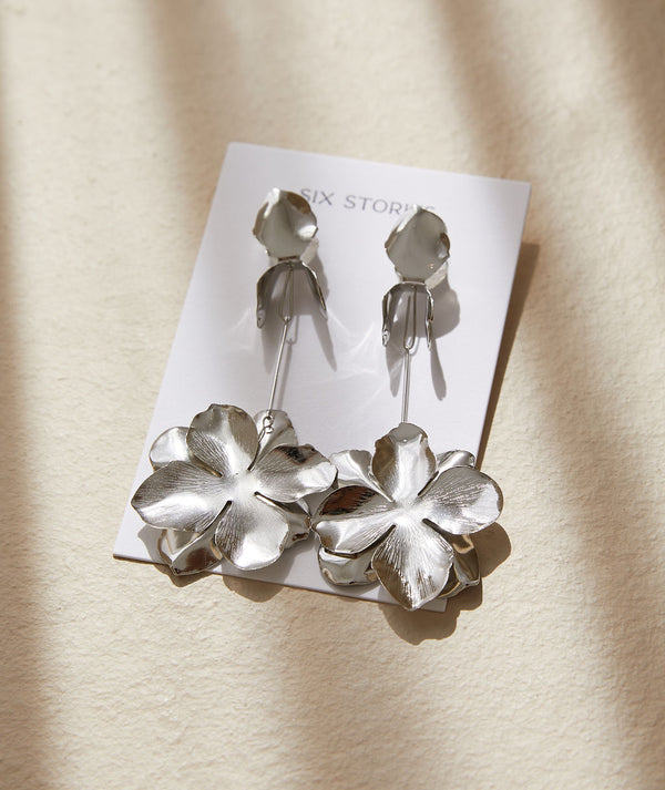 Flower Pendant Earrings - Silver